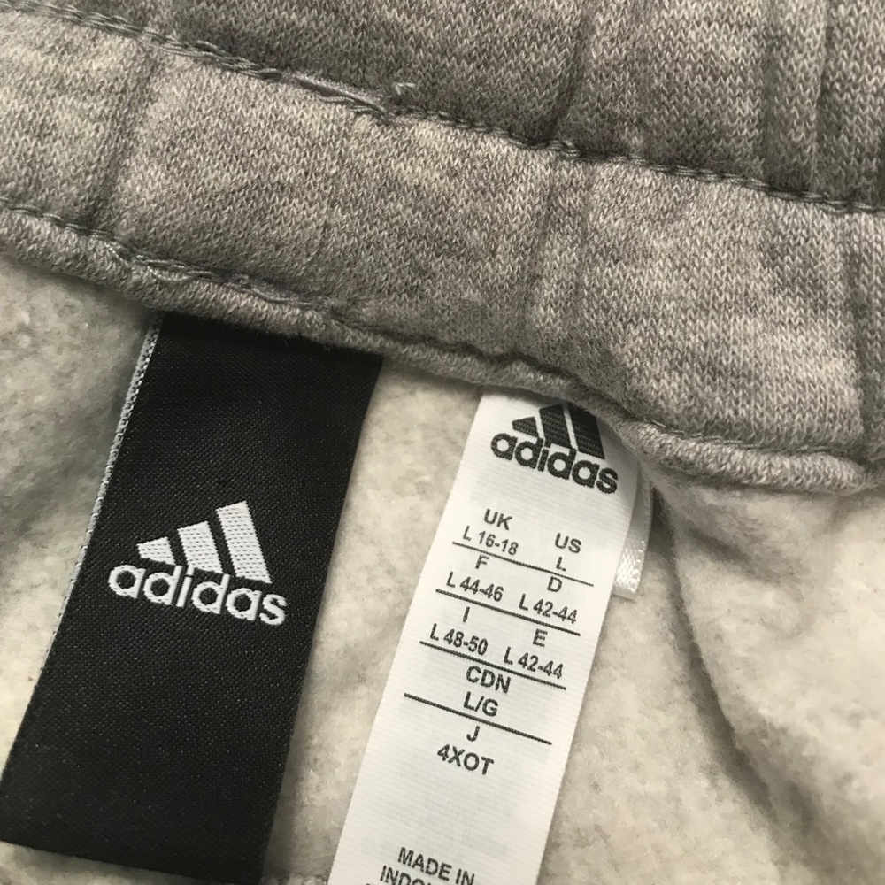 Adidas sweat pants gray & black pockets NWT - Picture 2 of 8